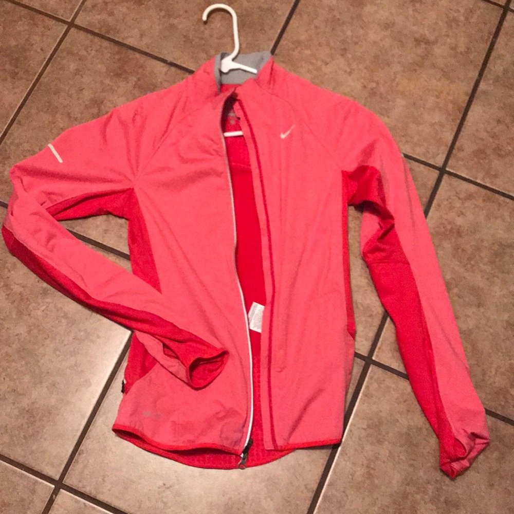 Nike long sleeve zip on
